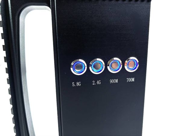 4-канальный портативный РЭБ подавитель дронов Гард-4 (0.7/0.9/2.4/5.8ГГц) 85Вт