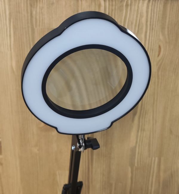 Лупа со светодиодной подсветкой Desk Lamp DL-018-3 (11см 10Х 3000-6500К)