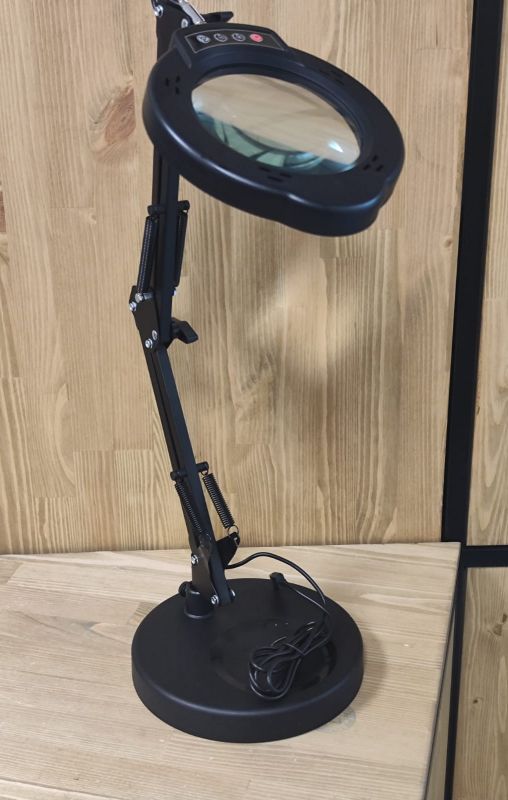 Лупа со светодиодной подсветкой Desk Lamp DL-018-3 (11см 10Х 3000-6500К)