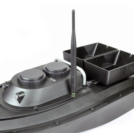 Прикормочный кораблик Флайтек ПРО + эхолот Lucky FF 718 Li-CD